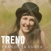 Com inspiração no estilo #pinup, a franjinha curta é aposta certa para quem deseja atualizar o visual! #Ahazou #MulheresDeAtitude #Cabelo #Hair #Franja