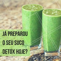 Você com certeza já deve ter escutado falar do suco detox, caso não, eu vou te explicar! O suco detox é uma bebida que apresenta a combinação de alimentos que têm a função de fazer a limpeza hepática, auxiliando no processo de eliminação de toxinas prejudiciais ao organismo. Entre os suas vantagens estão: aumento da disposição, melhora da memória, melhora do sistema digestivo, entre outros. Então, vai fazer o seu! #ahazou #nutrição #receita #sucodetox#saudeebemestar #lifestyle #comportamento #instagood