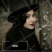 Se borrar o batom escuro é só pegar um pouquinho de corretivo em um pincel fininho e corrigir! Vai tirar o borrado na hora! #makeup #ahazou
