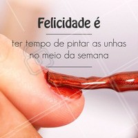 #FELICIDADE #manicure #salaodebeleza #esmalteria #esmaltes #profissionaldabeleza #manicureprofissional #unhas #instaunhas