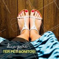 Pedicure em dia: pés bonitos estão sempre com as unhas bem feitas! Não esqueça de ficar sem esmalte pelo menos dois dias por mês, para evitar manchas esbranquiçadas nas unhas. #Dica #Pés #Feet #Beleza #Cuidados #Ahazou