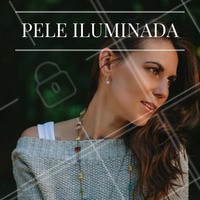 O iluminador é essencial para conquistar o visual iluminado. As fórmulas mais emolientes, como as líquidas e cremosas são as melhores para conseguir um efeito bem natural, mas quem tem pele oleosa deve optar pelo pó. #Pele #Maquiagem #Makeup