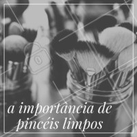 Pincéis sujos podem gerar proliferações de bactérias, alergias na pele e até a aparição da indesejada acne, por isso é importantíssimo lembrar de lavar seu material a cada duas semanas! #dica #make #pincéis #maquiagem