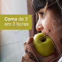 O que se sabe é que comer de 3 em 3 horas ajuda a acelerar o metabolismo e emagrecer mais rápido. Não sabe como será o dia? Carregue na bolsa lanchinhos ou barrinhas de cereais, assim você evita de cair de boca no primeiro doce que vir pela frente. #ahazou #saude #bemestar #emagrecer #nutrição