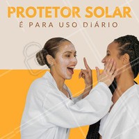 Faça chuva ou faça sol, use o protetor solar todos os dias. Para ter a pele perfeita dos sonhos, é importante que você cuide dela, por isso, faça com que o uso do protetor se torne um hábito. Você lembrou de proteger sua pele hoje? #protetorsolar #estéticafacial #pele #cuidadosdapele