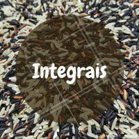 Você Sabia?
Consumir grãos integrais traz benefícios não somente para a digestão, mas também para os cabelos. Linhaça, quinoa, aveia e chia possuem zinco, que estimula o crescimento e o fortalecimento dos fios.
Dica de consumo: no café da manhã com frutas picadas e leite.
#nutrição #alimentosaudável #ahazou #saude #beleza #bemestar #autoestima #chia #aveia #quinoa #linhaça #sementes #grãos #cabelossaudaveis #cabelo