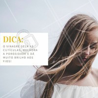 Olha só a receita: Misture 2 colheres de sopa de vinagre de maçã (de preferência orgânico) com 3 colheres de sopa de creme para hidratação ou reconstrução. Lave os cabelos com shampoo e em seguida aplique a mistura. Deixe agir por alguns minutos e enxague! #vinagredemaca #ahazou #cuidadoscomocabelo #cabelo