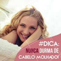 Quando os fios estão molhados, estão mais propensos a quebra. Além disso, o ambiente quente e molhado do couro cabeludo é um atrativo para os fungos 🤦♀️ Se você realmente não tem opção, penteie bem os cabelos com o leave-in e tire o máximo de excesso com a toalha. Outra dica é utilizar uma fronha de cetim, que diminui o atrito do fio com o travesseiro! #cabelo #ahazou #cuidadoscomocabelo