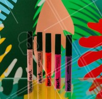 E tem humor que resista a uma corzinha?
Pra quem quer um visual diferente a cada dia, que tal se jogar nas cores?
Vem gente! #ahazouavon #cores #batom #ahazou #avon #makeup