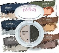 Já conhecem as Sombras Duo para olhos da linha Avon ColorTrend? Cor intensa e cobertura uniforme. #ColorTrend #ahazouavon #color #ahazou #sombramatte #sombrametálica #avon #olhos #maquiagem