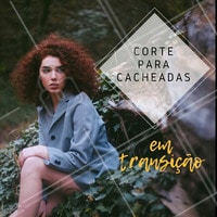 Há duas opções de corte para as cacheadas que estão em processo de transição capilar. A primeira é o big chop (toda a parte alisada do cabelo é cortada) e a segunda consiste em cortar aos poucos a parte lisa e aplicar algumas técnicas de texturização para poder uniformizar a textura dos fios. #transicaocapilar #ahazoucabelo #cacheada #cachos #ahazou