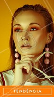 O neon e as cores estão em alta na maquiagem. Tons de bronze ficam ótimos em peles claras. #make #ahazou #tendencia