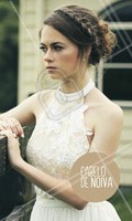 O cabelo preso fica lindo em todas as noivas. Prático e elegante ele ressalta a beleza da mulher. O coque despojado com trança está em alta e deixa o look moderno. #penteado #ahazou #noivas #mulher #festa