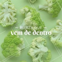 BRÓCOLIS 🥦
A beleza não vêm apenas de cremes e maquiagem. A alimentação é parte fundamental para manter a pele saudável e o cabelo bonito. O brócolis é rico em zinco, vitamina A, vitamina C, luteína, sulforafano e betacaroteno. Ele previne o ressecamento da pele e o envelhecimento precoce. #saude #ahazou #nutricao #alimentacao #bemestar