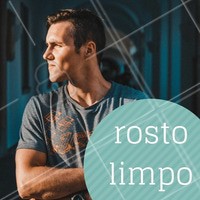 Confira como fazer perfeitamente a barba em casa:
1. Molhe bem o rosto
2. Aplique a espuma de barbear
3. Use uma boa lâmina
4. Faça gestos leves e suaves
5. Enxague a lâmina frequentemente
6. Faça a barba no sentido que o pelo cresce e contra também
7. Aplique hidratante ou loção pós-barba no final