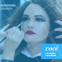 Você já pensou em ser revendedora de beleza? Que tal incrementar a sua renda mensal vendendo cosméticos? Comente aqui se você quer saber mais! #revendedora #ahazou #cosmesticos #rendaextra #mulher #empoderamento