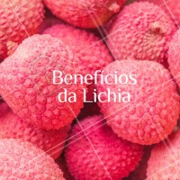 Entre as frutas típicas de fim de ano, está a lichia. A frutinha exótica conta com água, minerais, fibras, e açúcares. Na polpa, há fibras e minerais, além de compostos com função antioxidante e ação antimicrobiana. #frutas #lichia #ahazoapp #fimdeano