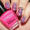 Unhas DecoradasDegradê com Rosa e Azul + Carimbada com esmalte.