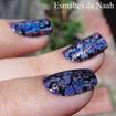 Unhas DecoradasEsmaltação feita com Esmalte Holográfico +  Carimbada com esmalte.