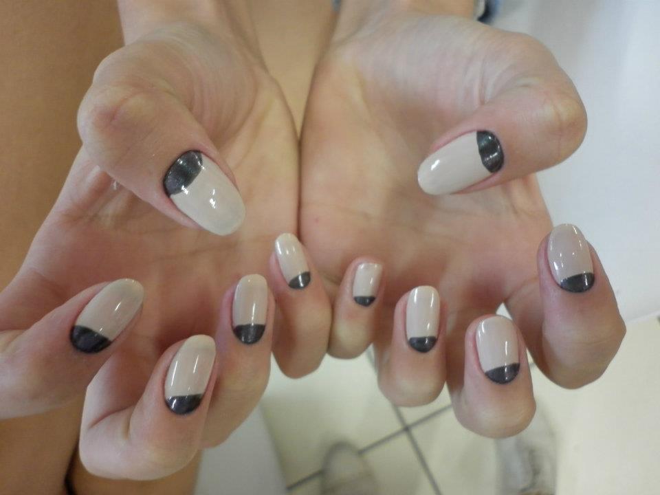 unhas iguais ao desfile da DIOR  unha