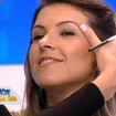 Como modelo da Super Makeup Artist Simone Tinelli - Programa Hoje em dia.Design de sobrancelhas com sombra.