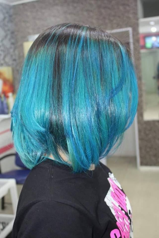 Corte + ombre azul e botox ombre azul, botox, coloração, show, festa cabelo  cabeleireiro(a) assistente esteticista depilador(a)
