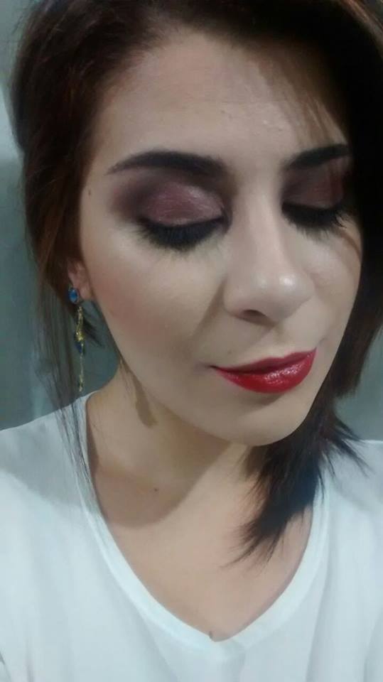 Maquiagem Marsala rock, vinho, elegante maquiagem  maquiador(a) designer de sobrancelhas