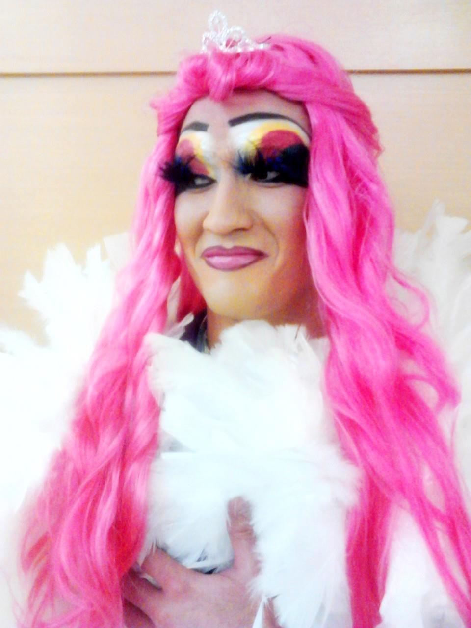 Drag Queen drag queen, carnaval  visagista consultor(a) maquiador(a)