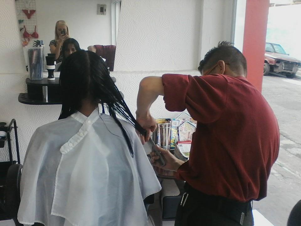 cabeleireiro(a) stylist manicure e pedicure barbeiro(a)