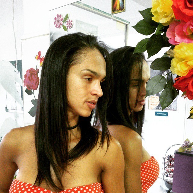 maquiagem e penteado e corte e cor, e luzes...., Vani Gomes. cabeleireiro(a) stylist maquiador(a) massagista visagista