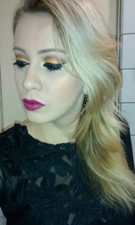 Marquiagem para o inverno! Usando as famosas sombras 3D! maquiador(a)