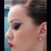 Make roxa com batom carmimTécnica:Delineado perfeito!