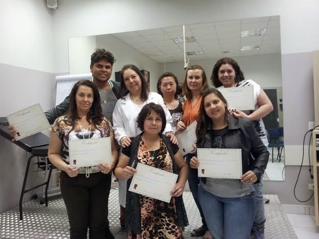 Curso Reflexologia - Dra Alessandra Morgado biomédico(a) esteticista docente / professor(a)
