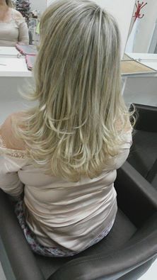 loiro, coloraçâo cabelo  cabeleireiro(a) maquiador(a)