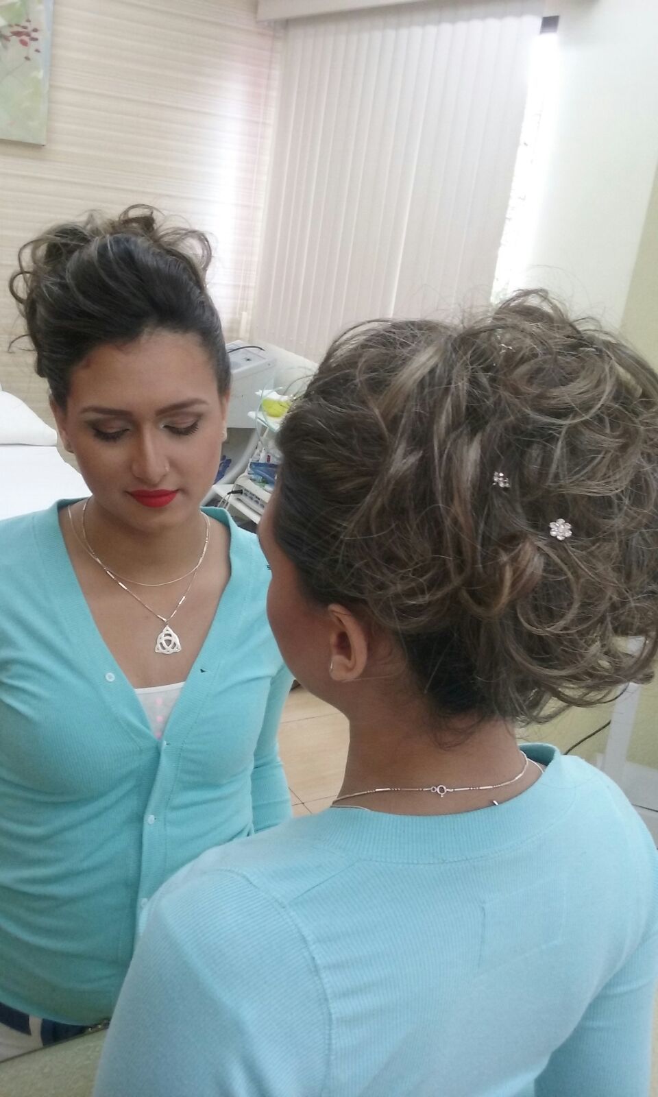 Make e penteado inspiração noivas cabeleireiro(a) maquiador(a)