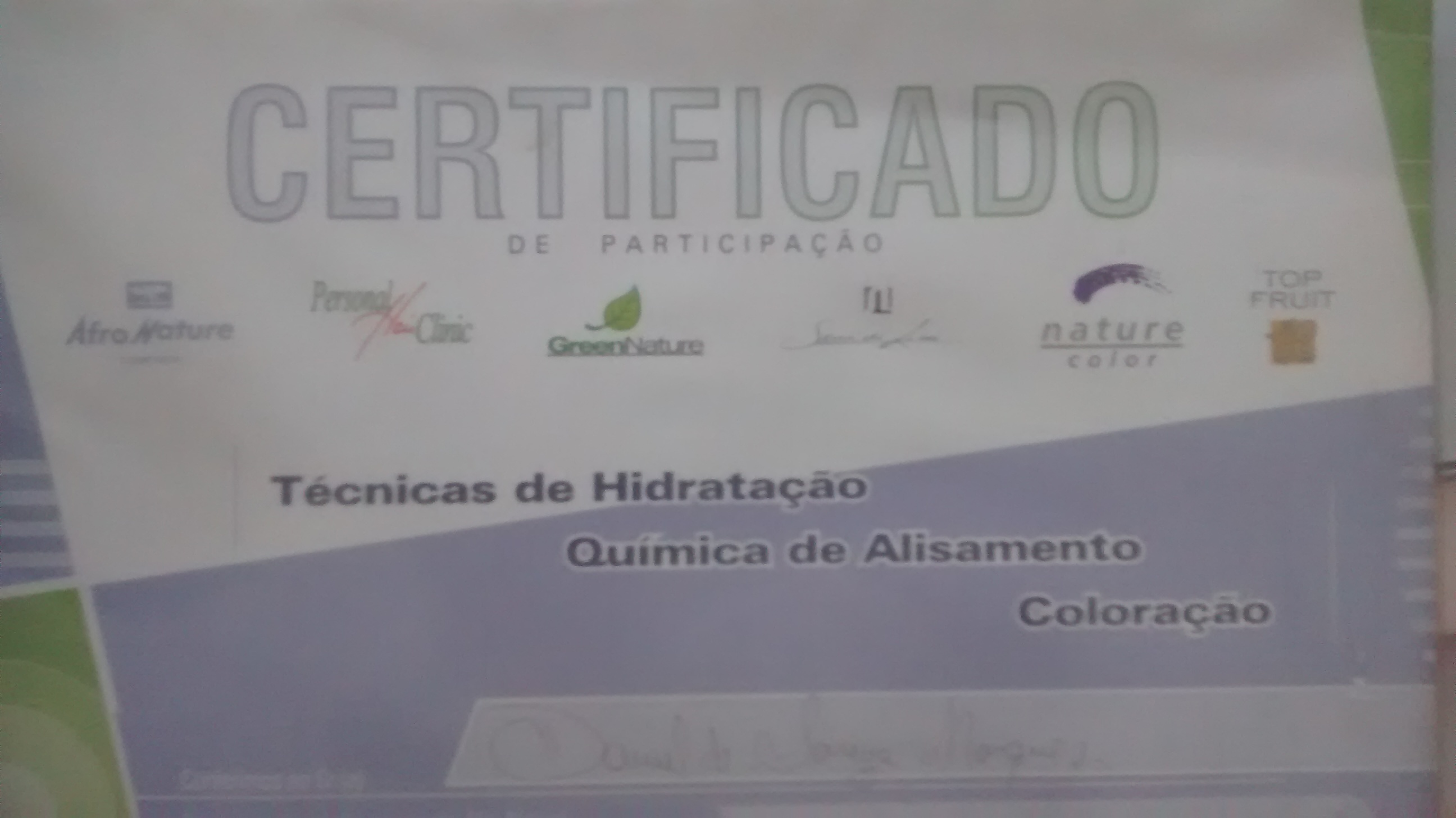 cabeleireiro(a) barbeiro(a)