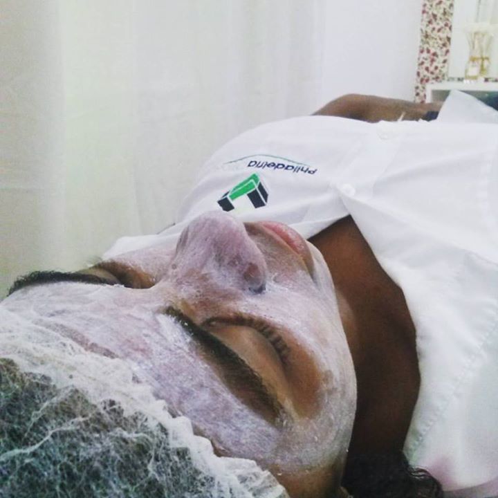 Cliente Jordania Santos! LIMPEZA DE PELE + MÁSCARA SECATIVA (Controle imediato e duradouro da acne por sua ação secativa e reduz a oleosidade da pele). esteticista