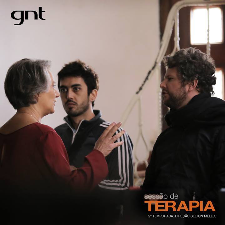 assistência de cabelo e maquiagem para o seriado Sessão de Terapia 2 temporada auxiliar cabeleireiro(a) assistente maquiador(a)