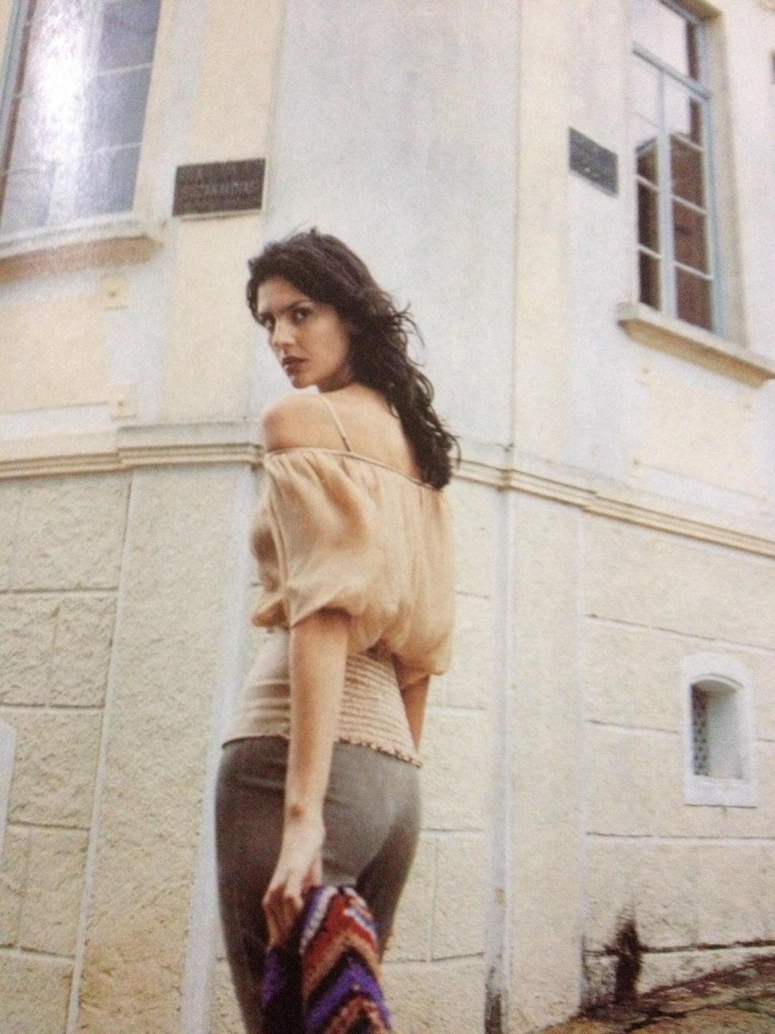 Editorial de moda Marie Claire auxiliar cabeleireiro(a) assistente maquiador(a)