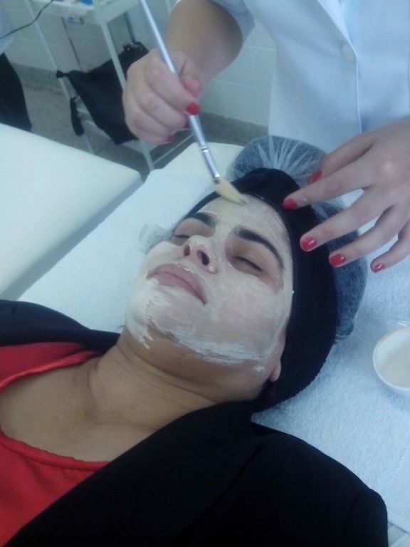 #Argiloterapia esteticista designer de sobrancelhas maquiador(a) massoterapeuta