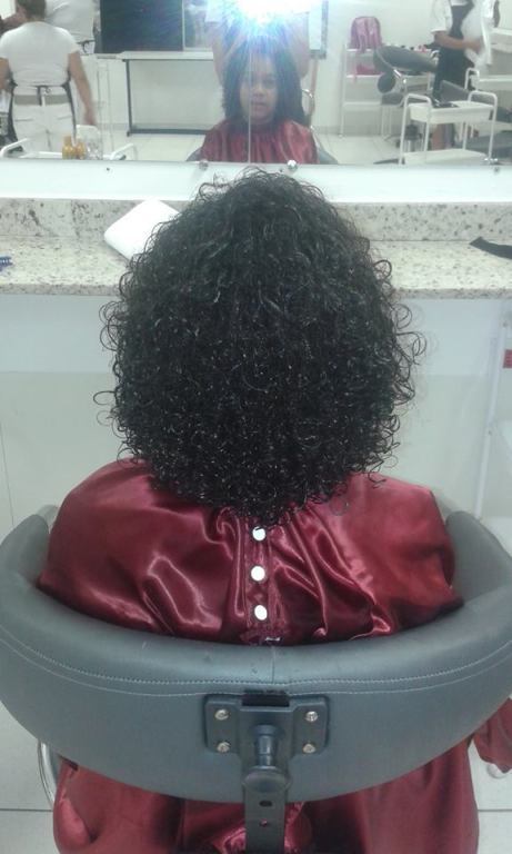 Cachinhos *-*
#corte #tratamento #afro estudante cabeleireiro(a)