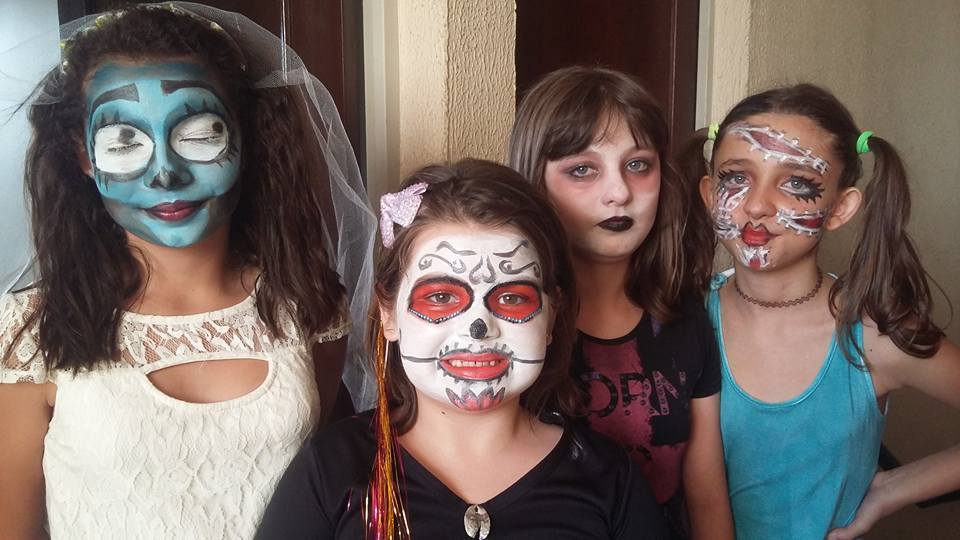 Maquiagem de Halloween em criança! Amo #halloween #maquiagem #criança  maquiador(a)