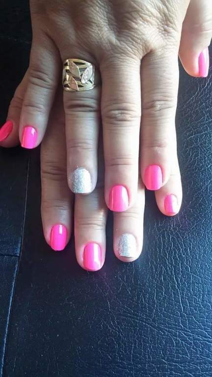 #Pink #Nails  #Glitter cabeleireiro(a) manicure e pedicure maquiador(a)