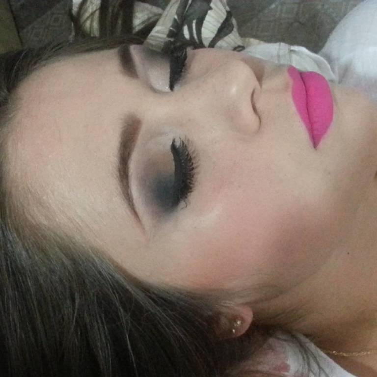 #makeup #beauty #batomrosa #loucaspormaquiagem maquiador(a)