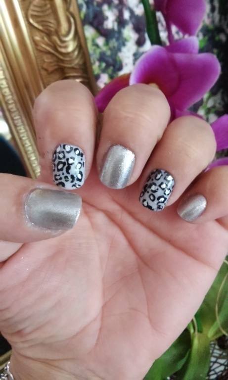 Ai uma linda decoração para o final de ano cabeleireiro(a) designer de sobrancelhas manicure e pedicure maquiador(a)