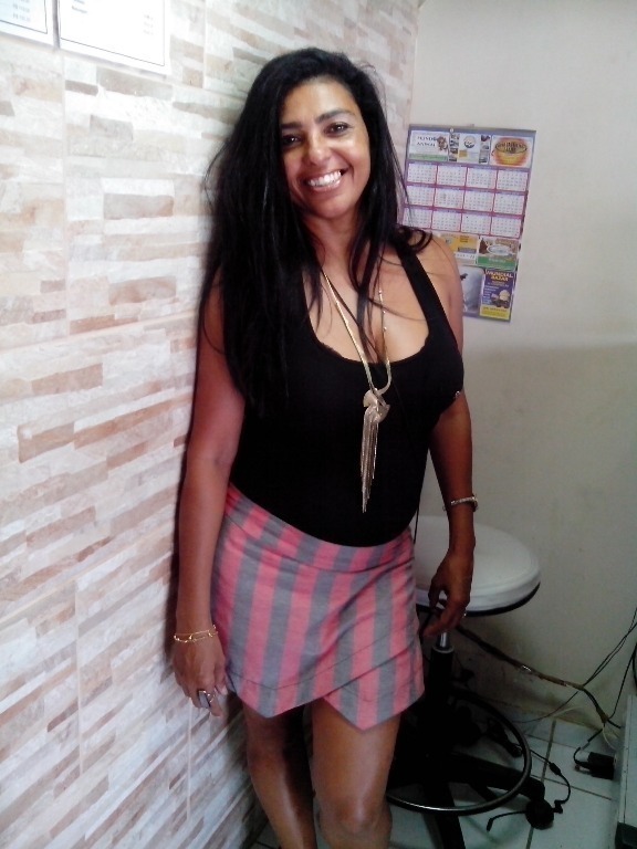 Simone Guimaraes,
Cabelereira cabeleireiro(a)