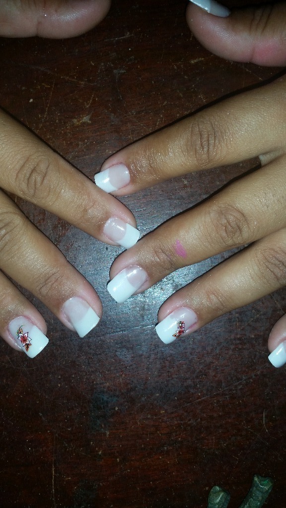 Unhas em gel. cabeleireiro(a) manicure e pedicure