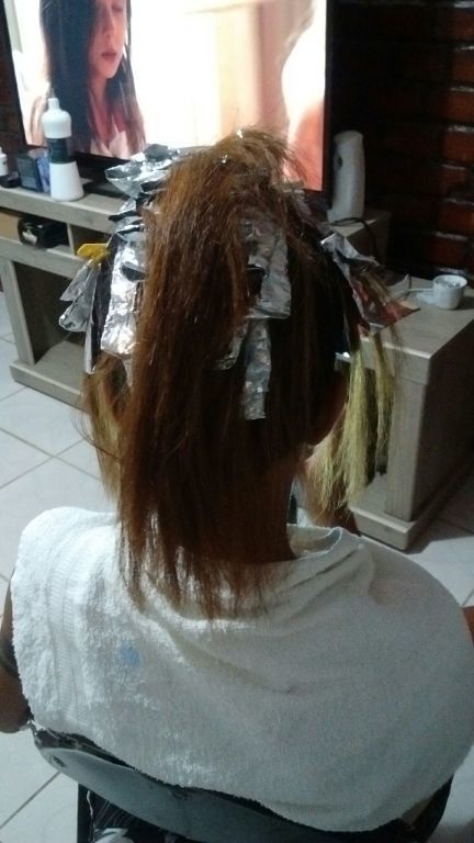 cabelo auxiliar cabeleireiro(a)