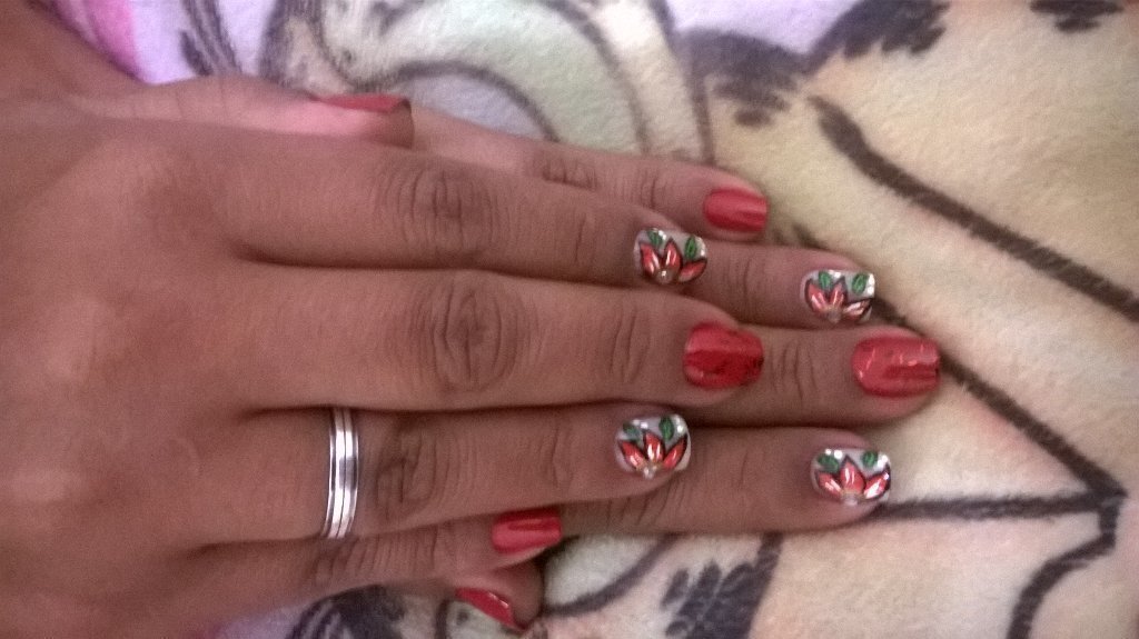 manicure e pedicure auxiliar cabeleireiro(a) estudante (cabeleireiro) estudante (maquiador)