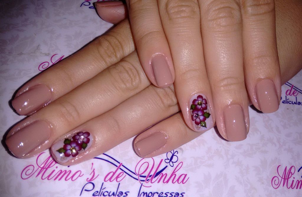 unha manicure e pedicure